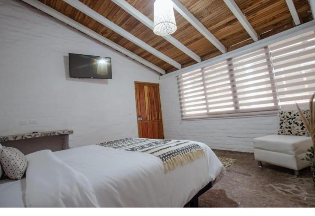 Rustic Quinta La Aurora Bed & Breakfast Baños Eksteriør bilde